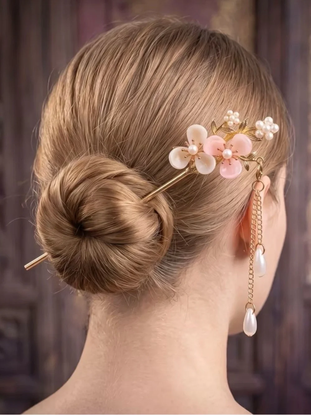 N/A elegant gold